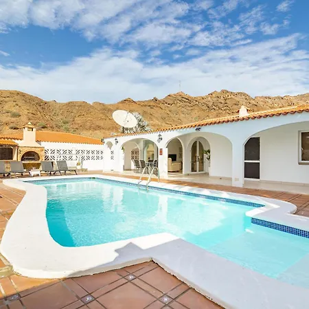 Canarian - Casa Feliz Mogán