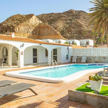 Canarian - Casa Feliz Mogan