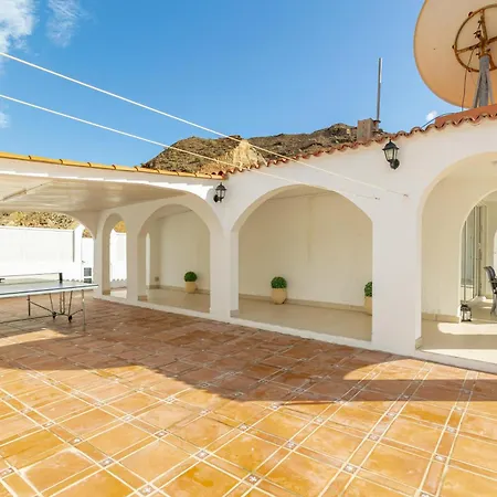 Canarian - Casa Feliz Mogán